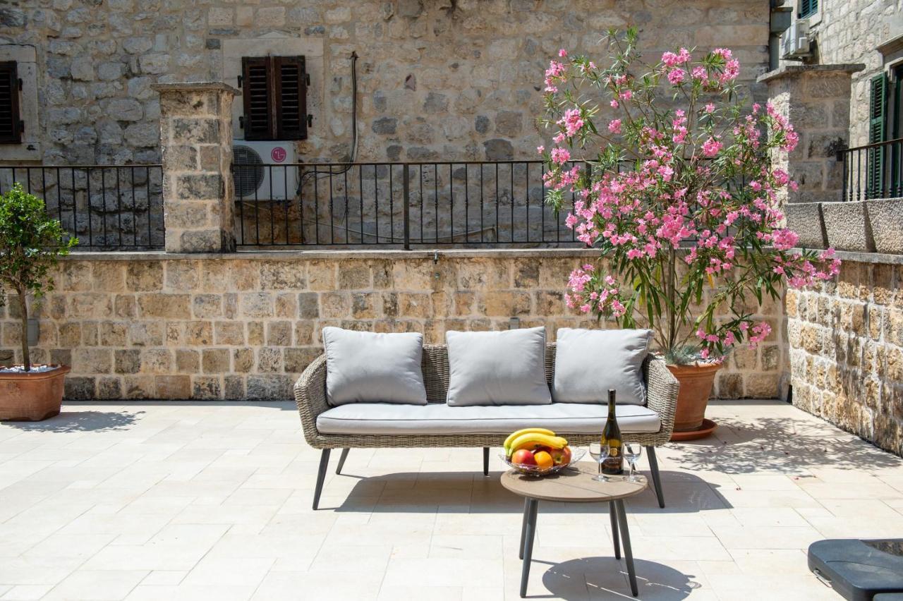 Katareo Apartments Kotor Exteriér fotografie